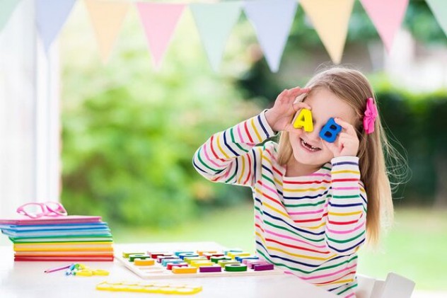 Cách giúp trẻ mở rộng vốn từ vựng tiếng Anh