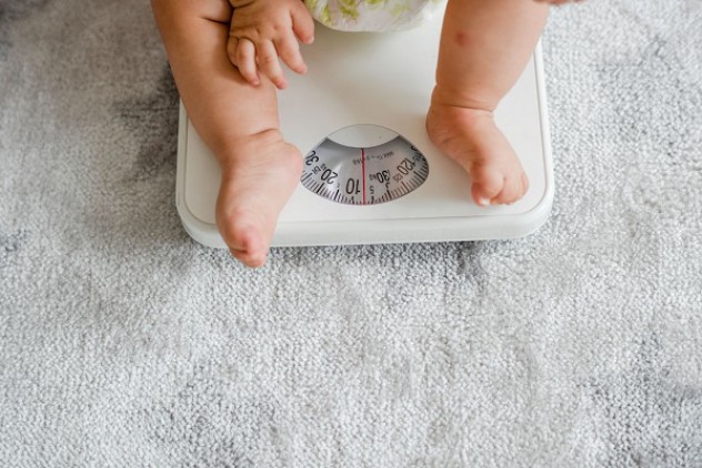 Hiểu đúng về cân nặng của trẻ