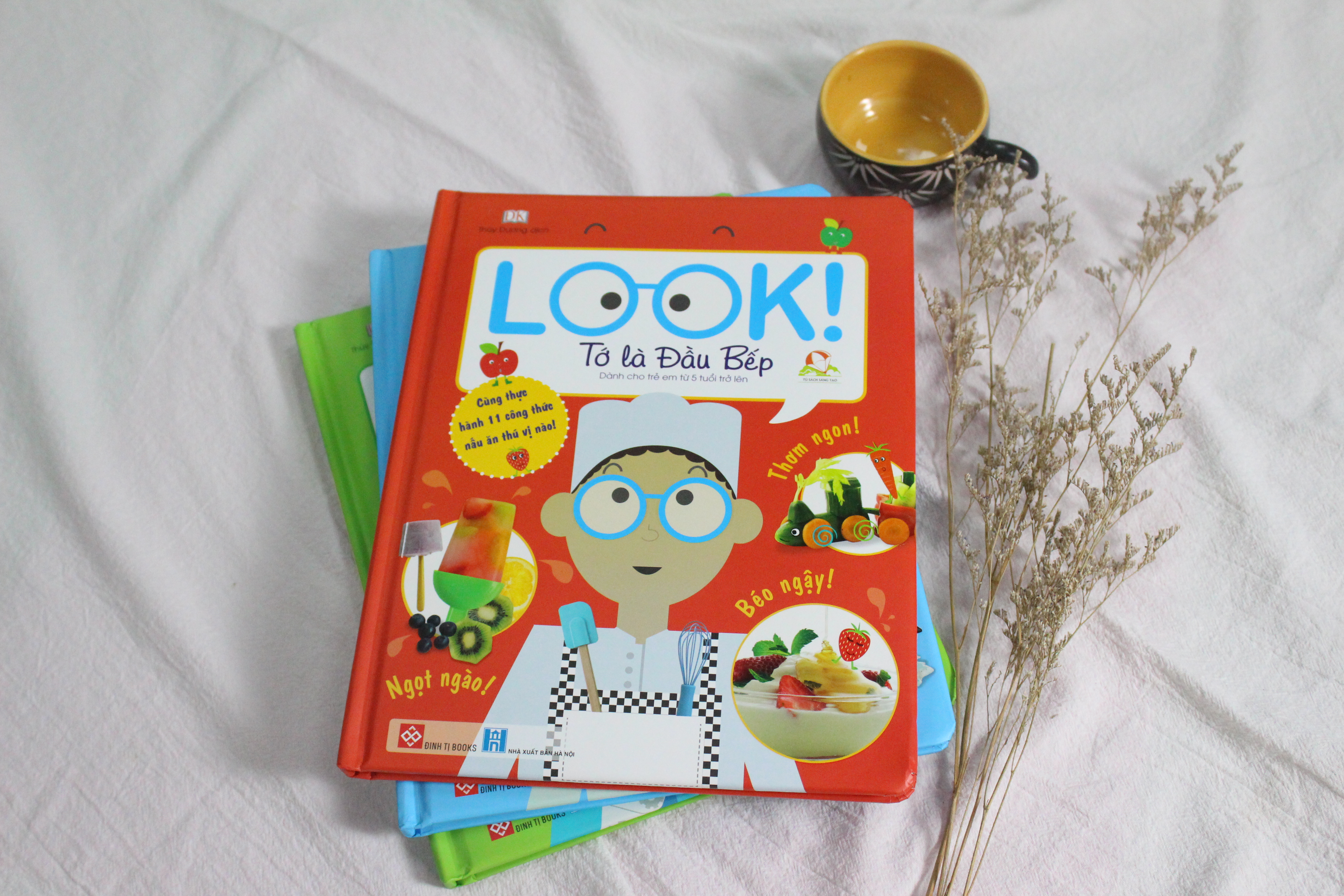 Review cuốn sách Look! Tớ là đầu bếp
