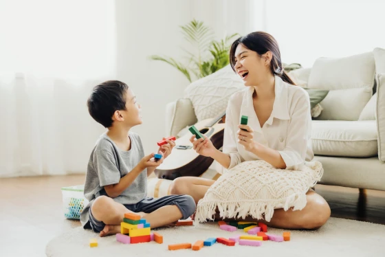<br />
<b>Notice</b>:  Undefined property: stdClass::$name in <b>/home/dinhti/domains/dinhtibooks.com.vn/public_html/modules/news/views/home/carousel_all.php</b> on line <b>10</b><br />
