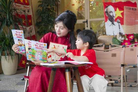Đinh Tị Books ra mắt bộ sách tô màu “Yêu Quá Việt Nam” nhân dịp 80 năm Quốc khánh