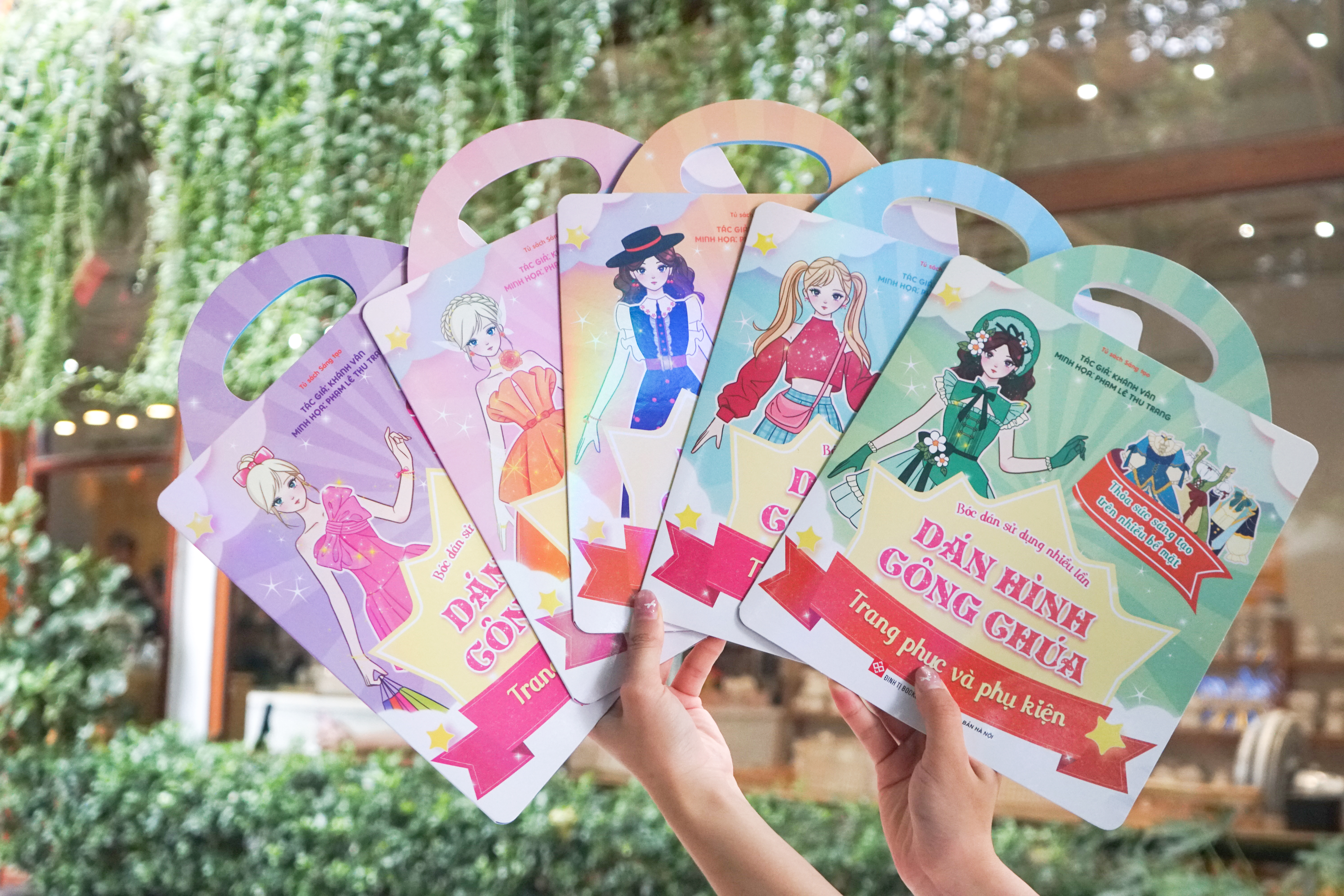 Trò chơi công chúa bóc dán được các bạn nhỏ yêu thích nhất